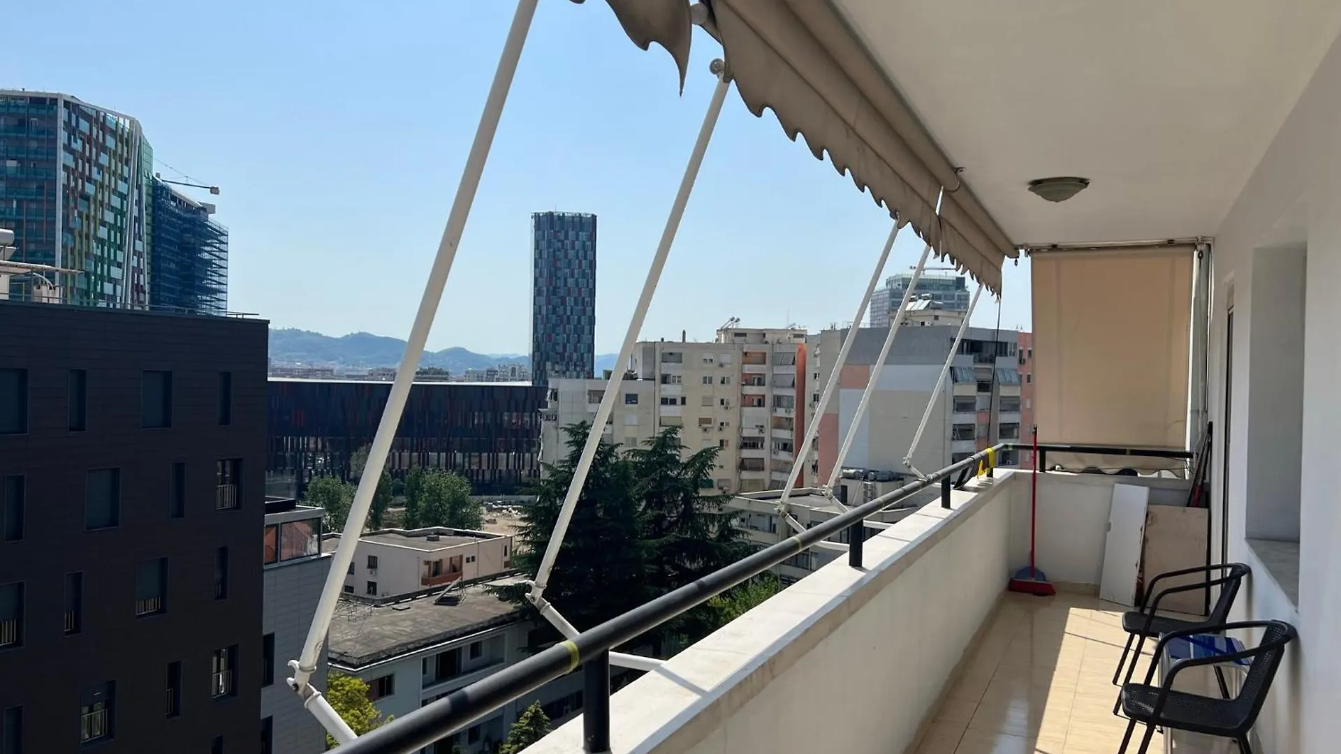 Lägenhet Urban Comfort Oasis Tirana